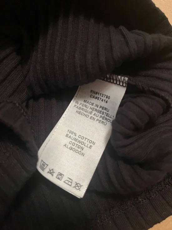 Ribbed Dress - Picture 7 of 7